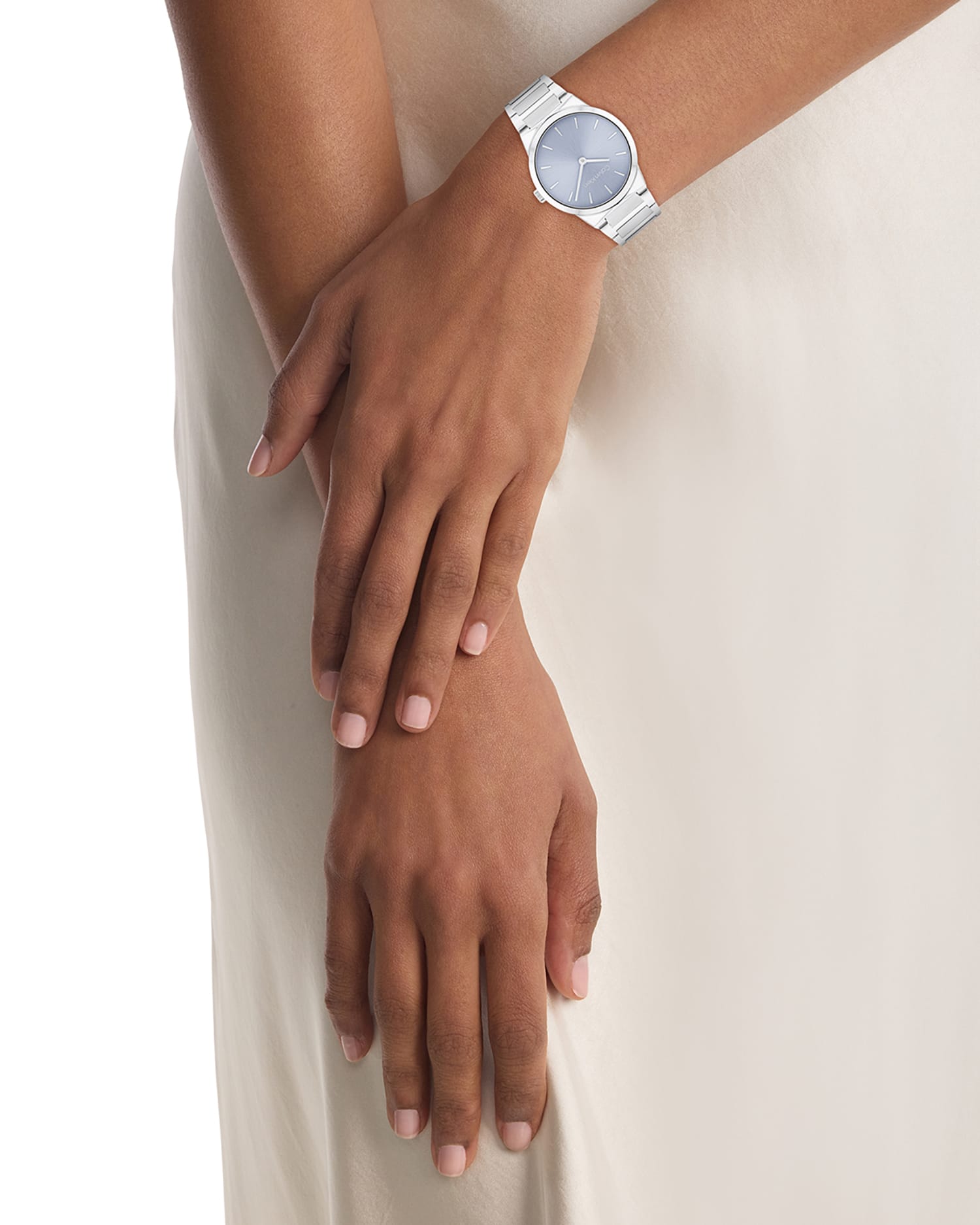 LINEAR ELEGANCE