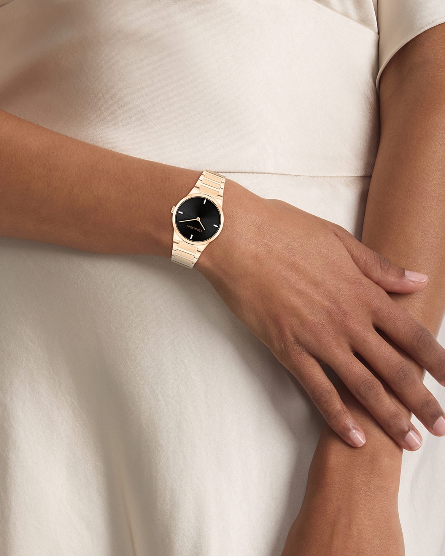 LINEAR ELEGANCE