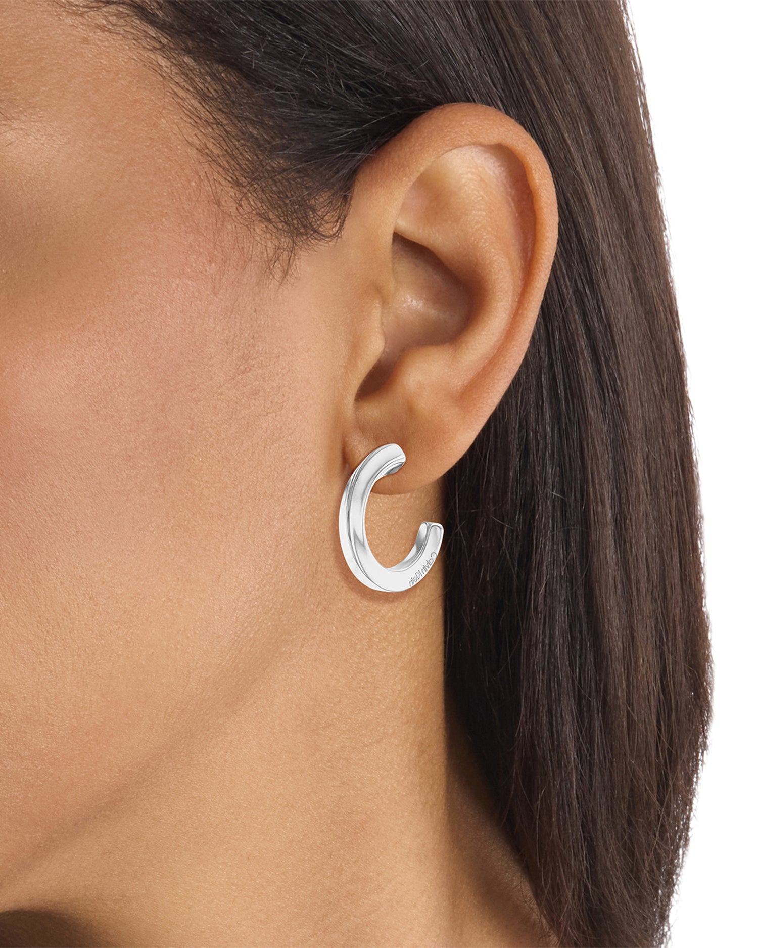 TWISTED RING