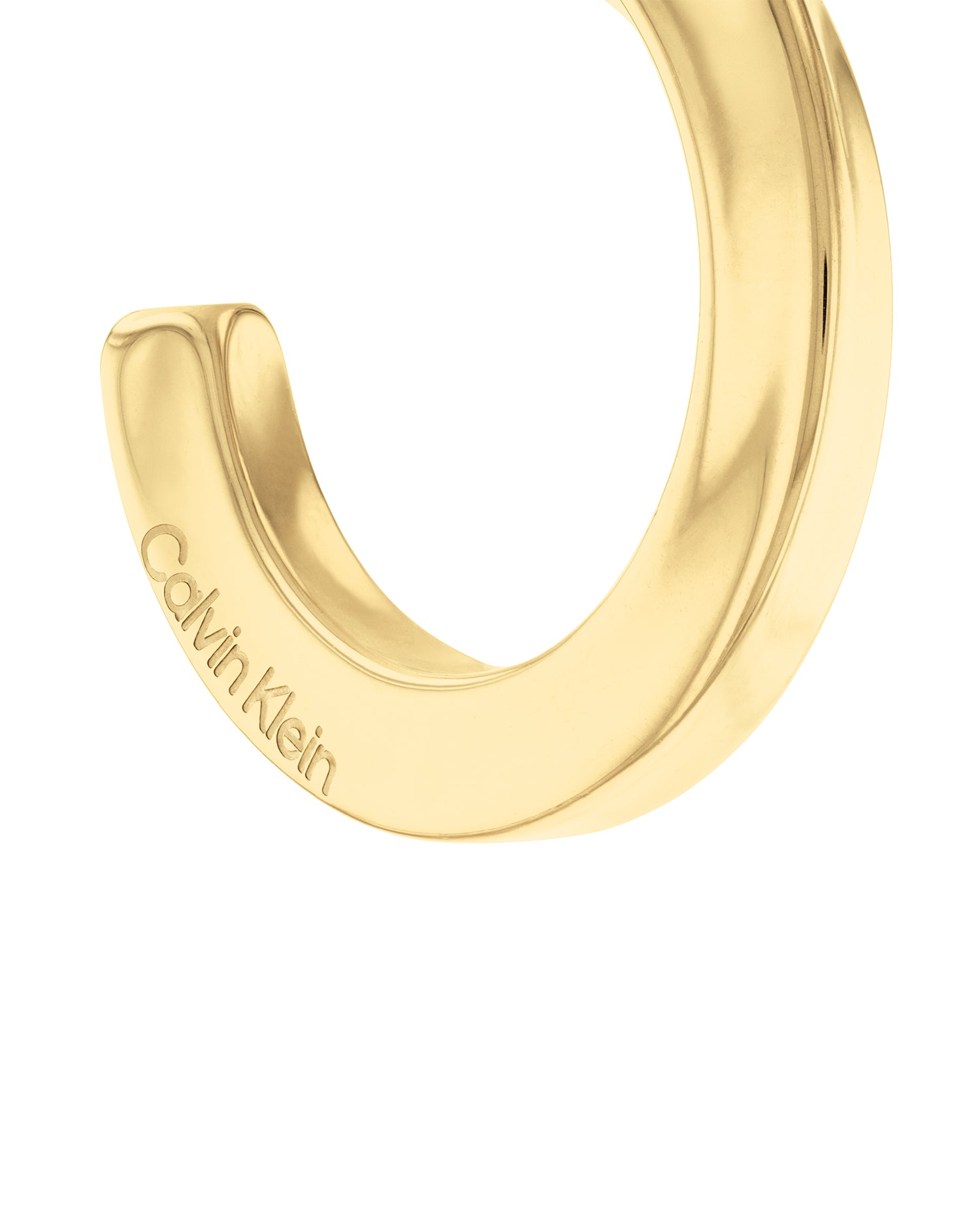 TWISTED RING
