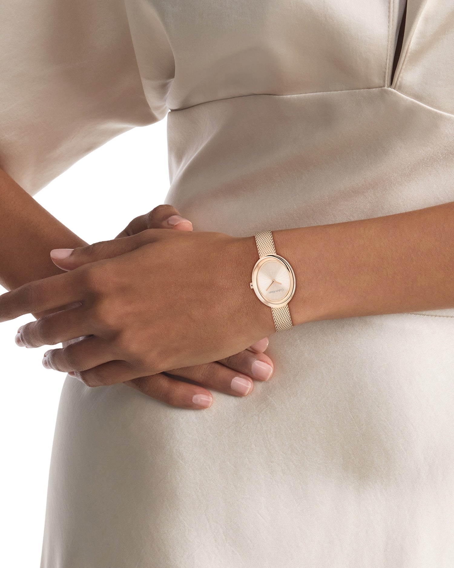 TWISTED BEZEL